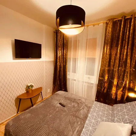 Clicktheflat Wokalna 호스텔 *