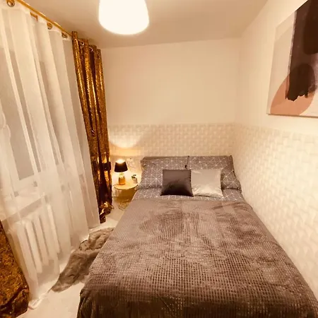 Clicktheflat Wokalna Vandrarhem Warszawa