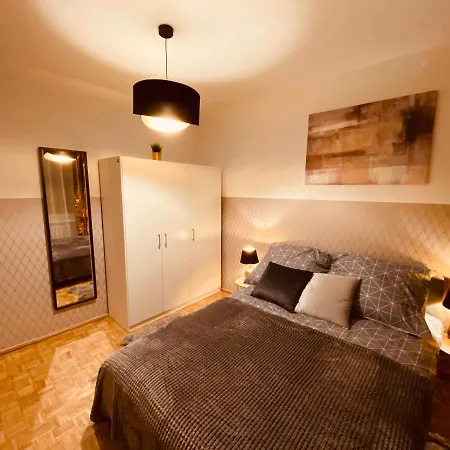 Clicktheflat Wokalna *