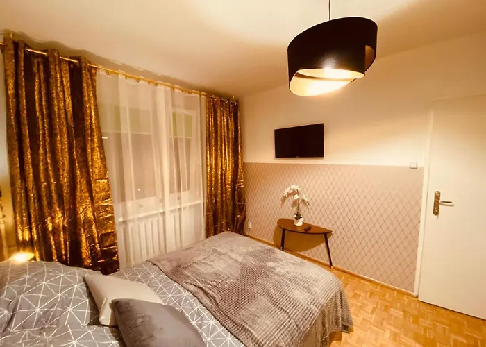 Clicktheflat Wokalna Hostel Warszawa